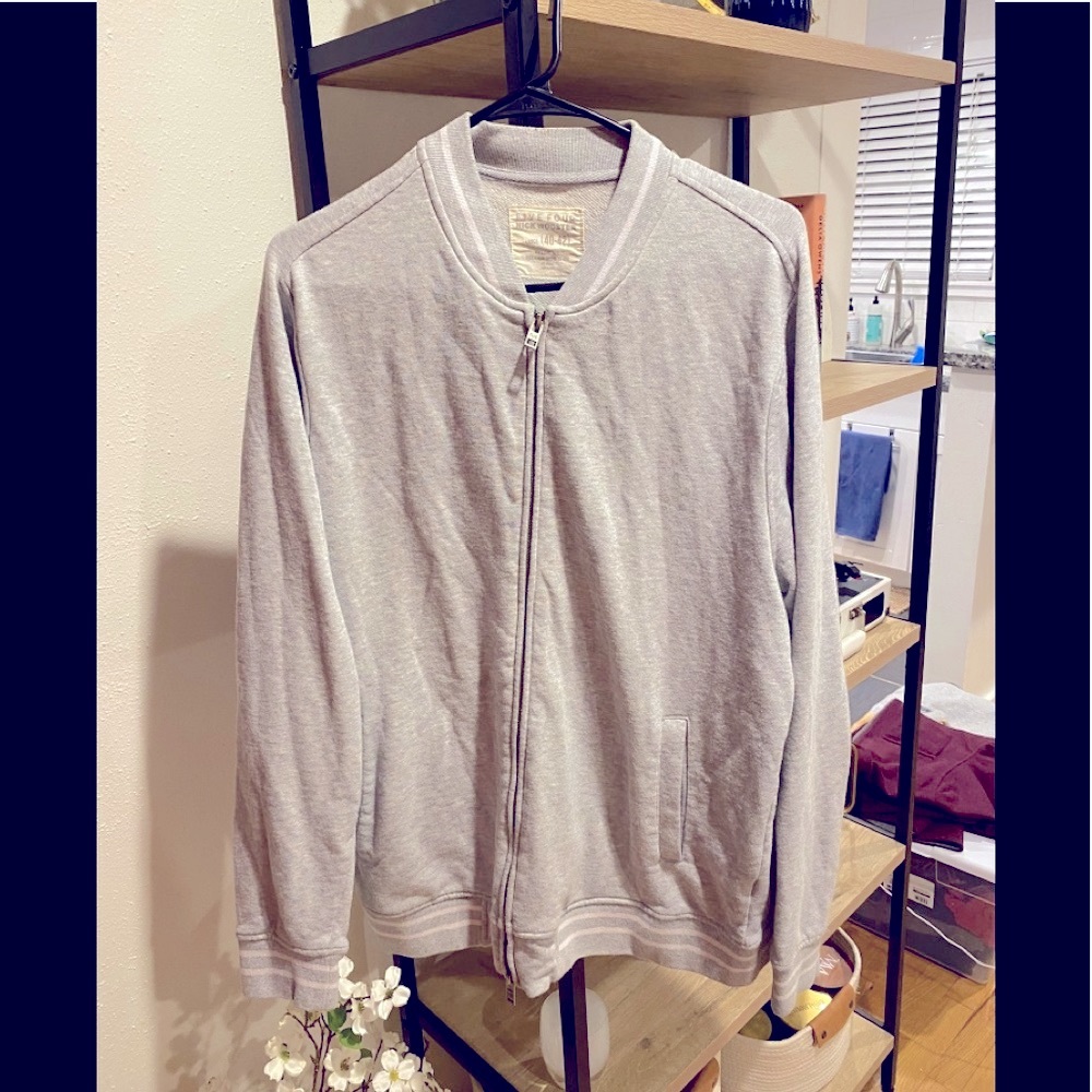 Five Four Sports Zip Up Sweatshirt. Size Large.